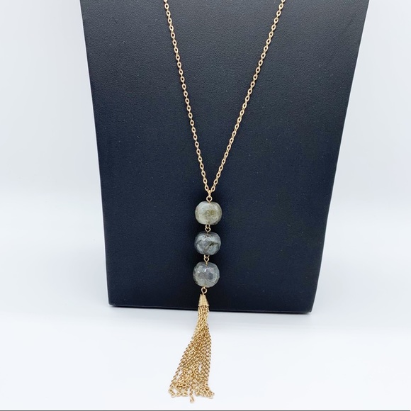 Hand Made Long Green Beaded Stone Tassel Necklace in Gold - Picture 2 of 9